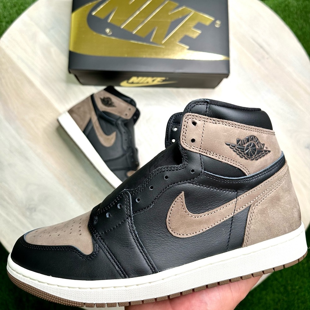 Jordan 1 Retro High (Palomino)’
Size: 10.5